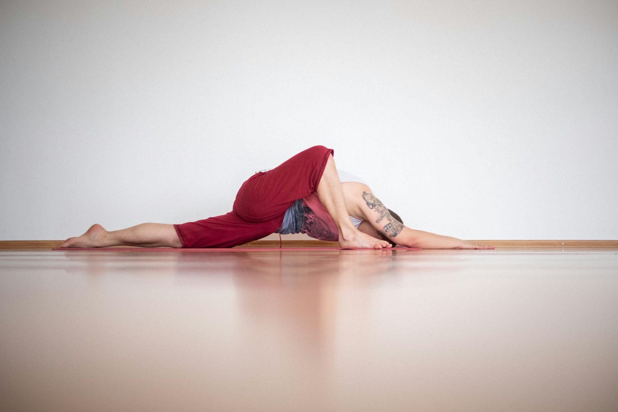 Andrija u yoga položaju